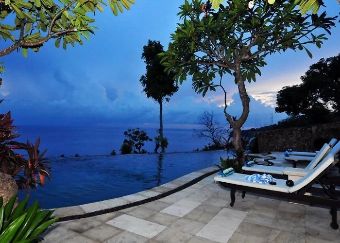 Bedulu Amed 3* バリ島